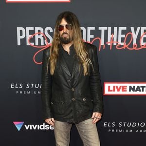 Trat Billy Ray Cyrus einen "Dancing with Stars"-Mitarbeiter?
