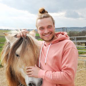 Heißester Bauer? "Bauer sucht Frau"-Zuschauer lieben Björn