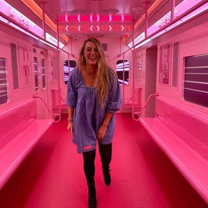 Strahlende Mama: Blake Lively zeigt ihren After-Baby-Body