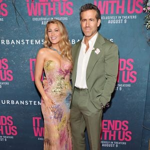 Blake Lively und Ryan Reynolds turteln bei Filmpremiere