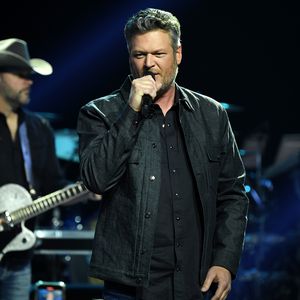Blake Shelton plaudert über Hochzeitstermin und Kiloverlust