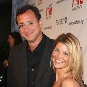 Lori Loughlin erinnert sich an Tod ihres Co-Stars Bob Saget
