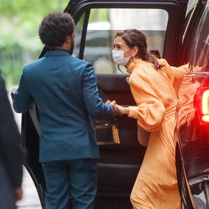 Nach Red-Carpet-Debüt: Katie Holmes und Bobby turteln in NY