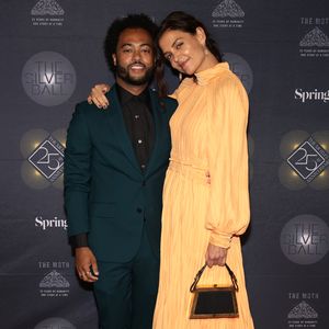Red-Carpet-Debüt: Katie Holmes zeigt ihren Partner Bobby