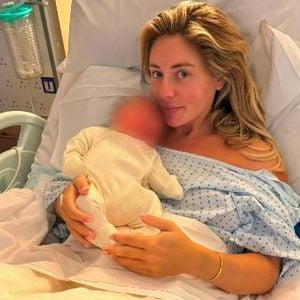 Baby ist da: Erotikstar Bonnie Blue erhält krassen Shitstorm