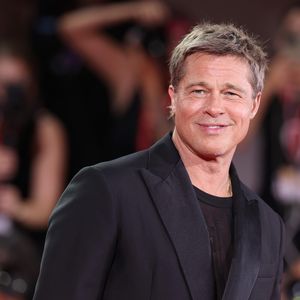 Jugendlich in Venedig: Ließ Brad Pitt etwa was machen?