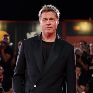 Brad Pitt kämpft um Kontakt zu seinen Zwillingen
