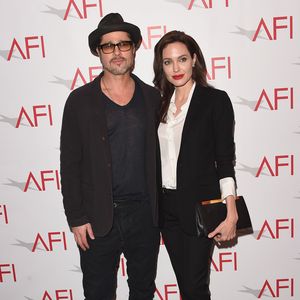 Wegen Weihnachten: Brad Pitt frustriert Angelinas Verhalten