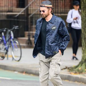 Bradley Cooper überrascht mit Zach-Galifianakis-Look