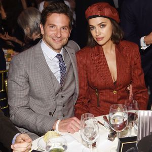 Ganz vertraut: Bradley Cooper & Irina Shayk albern mit Lea