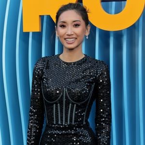 Brenda Song holt sich Modetipps von "Stilikone" Mindy Kaling