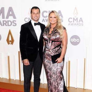 Miranda Lambert und Ehemann Brendan total verliebt auf Event