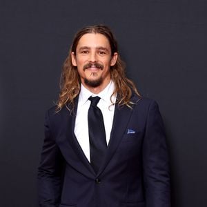 "Fluch der Karibik": Brenton Thwaites wünscht sich Comeback