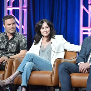 Bestrahlungs-Ende: Shannen Doherty feiert mit neuer Frisur