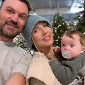 Mehr Kids? Brian Austin Green und Sharna bräuchten Schulbus