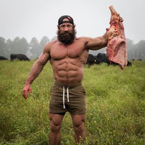 Skurril: Fitness-Blogger isst täglich halbes Kilo rohe Leber