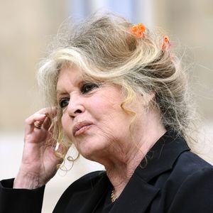Mit Sauerstoff versorgt: Brigitte Bardot hat Atemprobleme