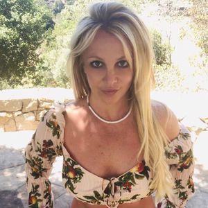 Mit zwei Kerzen hat Britney Spears ihr Heim-Gym abgefackelt!