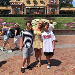 Britney Spears heiratet Sam: Wie stehen ihre Söhne dazu?
