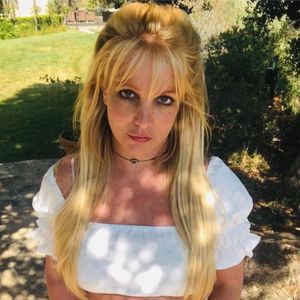 Wendung: Britney Spears soll sich selbst geschlagen haben!