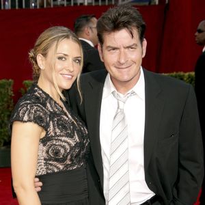So gut verstehen sich Brooke und ihr Ex-Mann Charlie Sheen