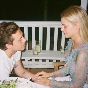 Brooklyn Beckham teilt private Aufnahmen von seinem Antrag!