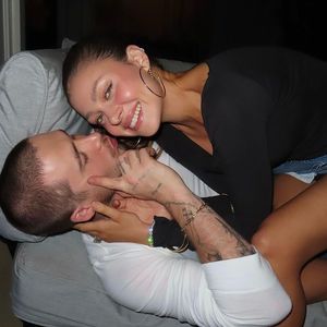 Brooklyn Beckham und Nicola turteln heftig auf Jachtausflug