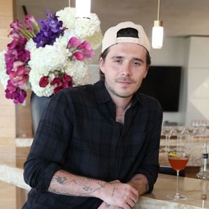 Buch-Deal könnte Brooklyn Beckham Millionen einbringen
