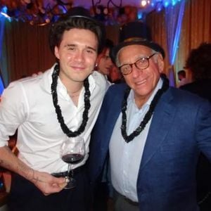 Seitenhieb gegen David? Brooklyn schwärmt von Schwiegervater