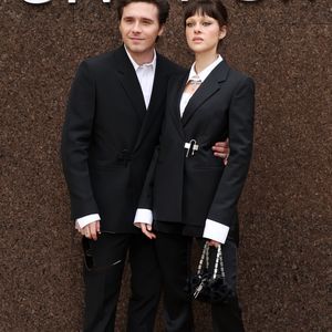 Brooklyn und Nicola Peltz-Beckham rocken Paris Fashion Week