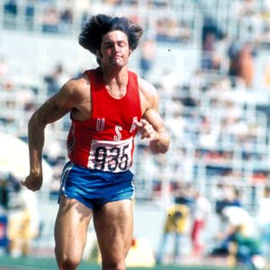 Extrem-Feminisierung: Bruce Jenner macht das an!
