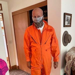 Bruce Willis schlüpft in sein legendäres "Armageddon"-Outfit