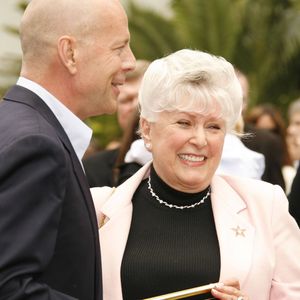 Gewusst? Bruce Willis' Mutter (90) arbeitet auf Polizeiwache