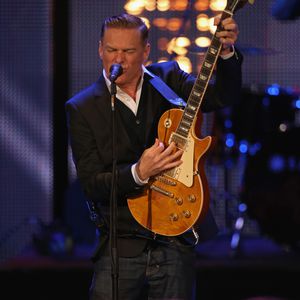 Bryan Adams bald zum ersten Mal Vater?