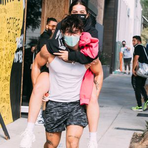 Huckepack mit Bryce: Addison Rae versteckt Liebe nicht mehr!