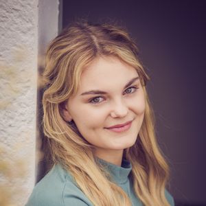 Schwanger als Teenie: So fühlt sich Laura Hink mit BTN-Rolle