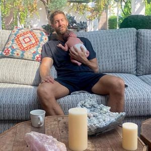 Name und Fotos: Calvin Harris verkündet Geburt seines Sohnes