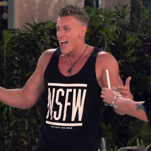 Kopf zwischen Brüste: "Temptation Island"-Calvin dreht ab
