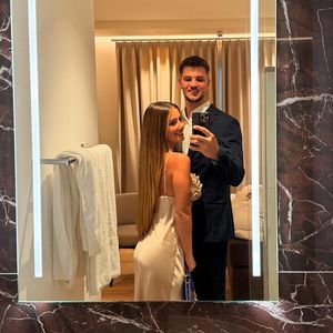 AYTO-Pärchen Camelia und Levin feiern Red-Carpet-Debüt