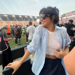 Camila Cabello erlebt echten Fangirl-Moment bei Fußballspiel