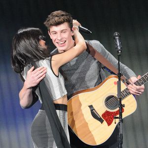 Nach Flirt-Pics: Camila Cabello auf Konzert von Shawn Mendes