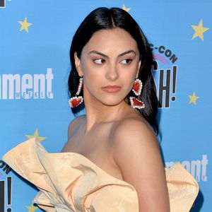 Traurige Bedeutung: Das steckt hinter Camila Mendes' Tattoo