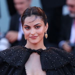 Neuer Lover: Camila Mendes ist "in der Verliebtheitsphase"