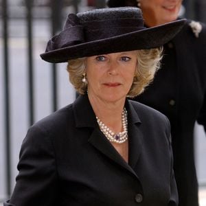 Königin Camilla warnt König Charles vor Harry und Meghan