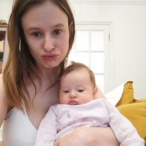 Ehrliche Mama-Einblicke: Camilla Thurlow von Fans gefeiert