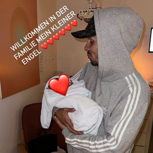 Süße Babynews: Capital Bra wurde zum vierten Mal Vater!