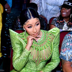 "Nicht schuldig": Cardi B wegen Stripclub-Prügel vor Gericht