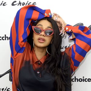 Bald kommt das Baby: Cardi B zeigt ihre XXL-Kugel!