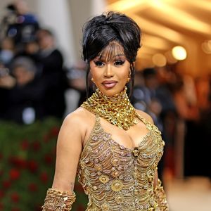Nach Stripklub-Schlägerei: Cardi B bekennt sich schuldig