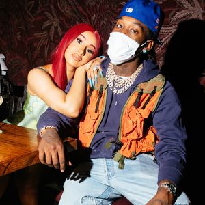 Cardi B rechtfertigt sich für Beziehungs-Reunion mit Offset